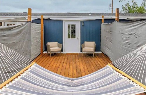 Cardinal Hills Estates Apartment | Magnolia 1-Bedroom Unit with Private Patio & Breakfast