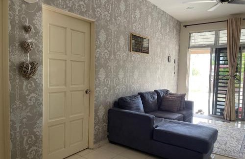 Kampung Tembila House | Child-Friendly Magnolia 1 Homestay with a 9/10 Guest Rating