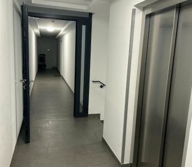 Vienna Apartment | Pet-Friendly Magnolia Apartment in Vibrant Vienna