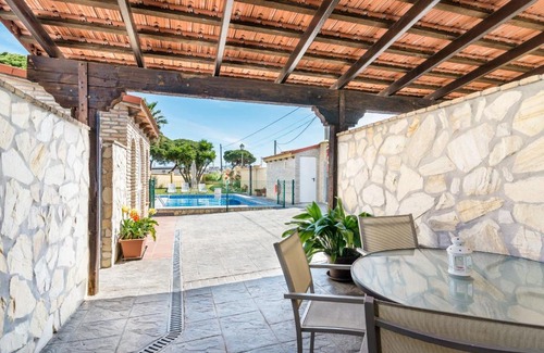 Conil de la Frontera House | Family-Friendly Stay at Magnolia B - Top Rated 9.7/10