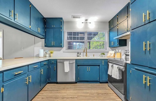 Tallahassee House | Magnolia Barn: Pet-Friendly Retreat Near FSU & Capitol