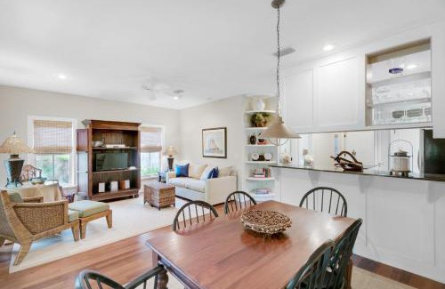 Seacrest House | Magnolia Cottage: Family-Friendly Retreat with Pool Access
