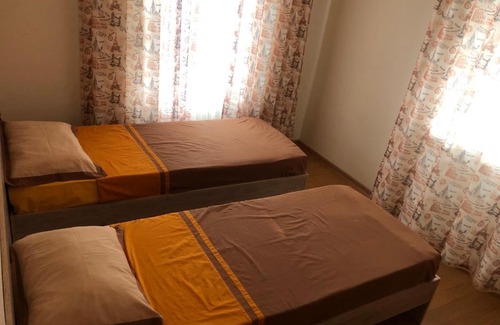 Gudauta House | Magnolia Guest House: 10/10 Rated with Ocean View & Breakfast