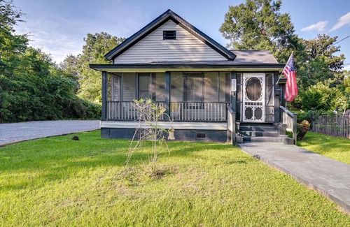 Georgetown House | Magnolia House: Steps from Historic Georgetown & Hot Tub