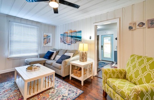 Georgetown House | Magnolia House: Steps from Historic Georgetown & Hot Tub