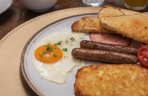 Clayton Bed & Breakfast | Magnolia Inn