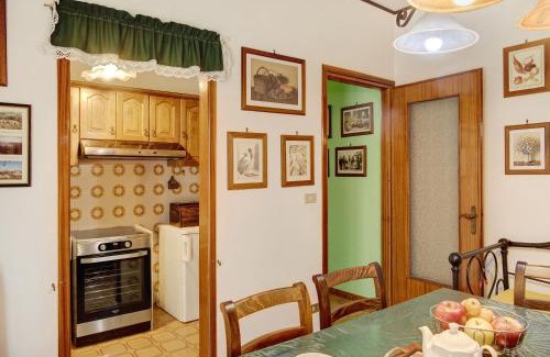 San Matteo Apartment | Magnolia: Family-Friendly Retreat with Pool and Hot Tub