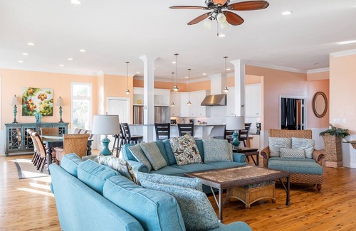 Emerald Isle House | Magnolia Moon: Oceanfront House with Private Pool & Spa