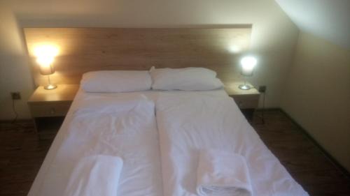 Zawidow Bed & Breakfast | Cozy Magnolia Guest Rooms with Family-Friendly Amenities