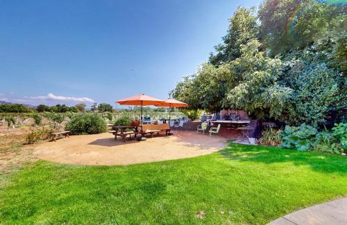 Healdsburg House | Family-Friendly Retreat at Magnolia Ranch Vineyards