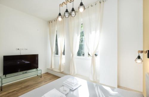 Tricolore Apartment | Discover Magnolia Apartments - 4-Star Stay near Duomo