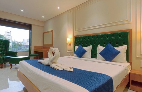 Kalyani Nagar Hotel | Budget-Friendly Magnus Nexstar Suites with Family Amenities