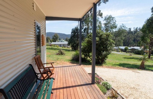 Marysville House | Family-Friendly Retreat at Magpie Nest - Rated 8.9/10