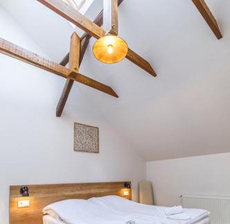 Boly Bed & Breakfast | Discover Magtár Villa: 9.3/10 Rated with Oceanfront Bliss