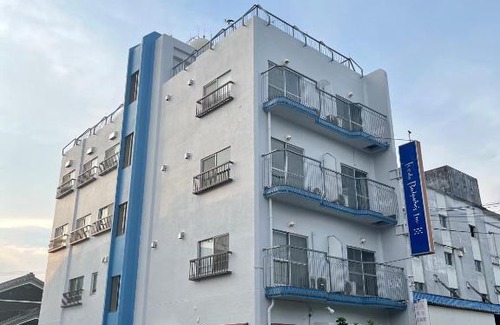 Nachikatsura-cho Apartment | Family-Friendly MAGURO BLDG with Hot Tub & Great Location