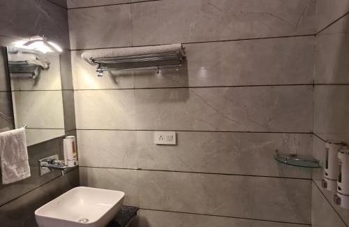 Kaithal Bed & Breakfast | Comfortable Mahadev Residency: Top-Rated & Family-Friendly
