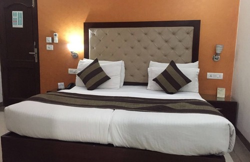 Faridabad Hotel | Discover Mahalakshmi Palace Hotel with Family-Friendly Amenities