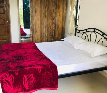 Mapusa Apartment | Top-Rated Mahalaxmi Homestay in Mapusa with Breakfast