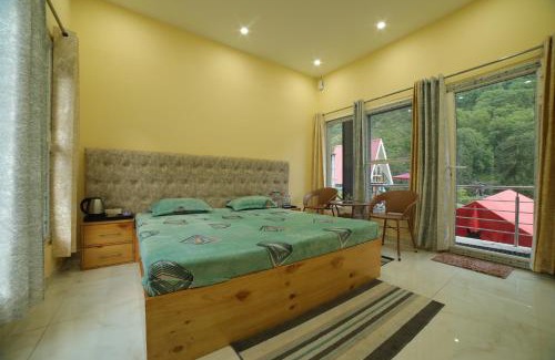 Tosh Hotel | Experience Nature at Mahamaya Camping Tosh - Pet Friendly