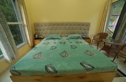 Tosh Hotel | Experience Nature at Mahamaya Camping Tosh - Pet Friendly