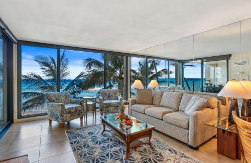 Honokowai House | Mahana 307: Oceanfront Retreat with Perfect 10/10 Rating