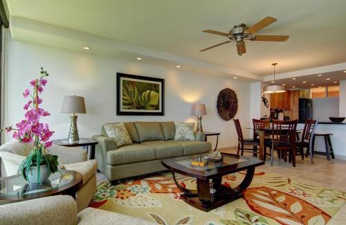 Honokowai Apartment | Family-Friendly Mahana at Kaanapali with Pool & Hot Tub