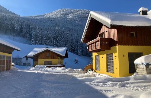 Faistenau Apartment | Top-Rated Mahdgut with Hot Tub & Family-Friendly Amenities