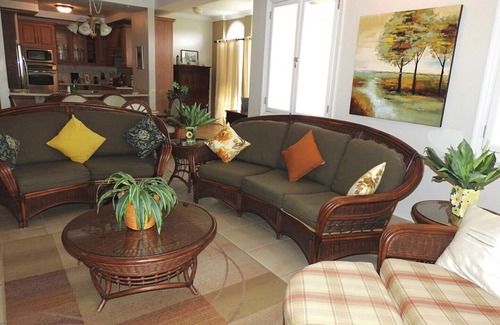 Black Rock Condo | Seaside Mahi Mahi Suite with Pool & Ocean Views for Six