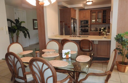 Black Rock Condo | Seaside Mahi Mahi Suite with Pool & Ocean Views for Six