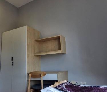 Kuantan Apartment | Indera Mahkota Suite: Family-Friendly with Pool and Breakfast