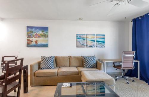 Maho Apartment | Tranquil Oceanfront Retreat at Maho Beach Condo