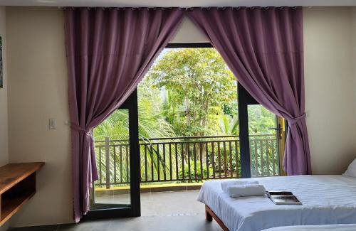 Tuy Hoa House | Inviting Mai Home: Pet Friendly and Family-Oriented Stays