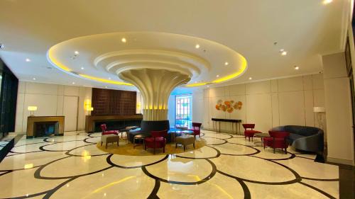 Kebon Kacang Hotel | Maia Hotel Jakarta: 4-Star Stay with Ocean Views & Pool