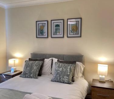 Maidstone House | Family-Friendly Stay at Maidstone-Penenden House, 4-Star