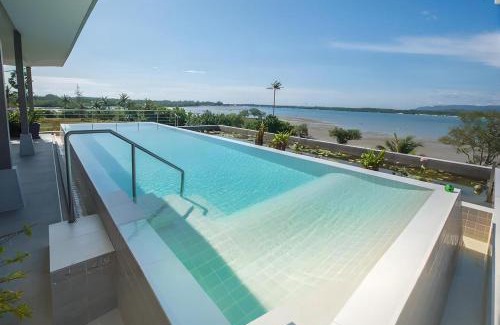 Mai Khao Villa | Seaside 7-Bedroom Villa with Pool and Free Cleaning