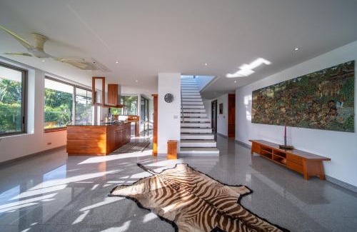 Mai Khao Villa | Seaside 7-Bedroom Villa with Pool and Free Cleaning