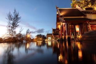 Mai Khao Hotel | Relaxing Maikhao Palm Beach Resort with Oceanfront Amenities
