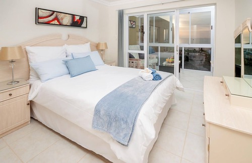 Jeffreys Bay Apartment | Oceanfront Main Beach Penthouse with Breathtaking Views