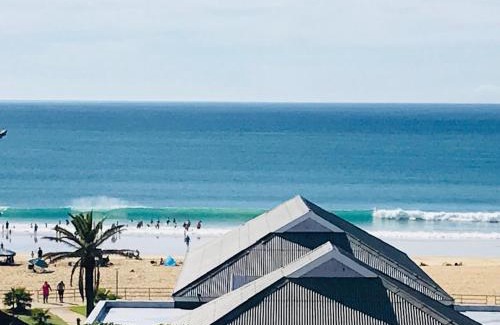 Jeffreys Bay Apartment | Oceanfront Main Beach Penthouse with Exceptional Amenities