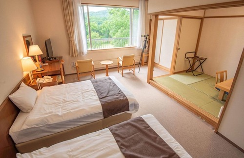Shihoro House | Japanese-Western Style Room in Kato-gun, Hokkaidō