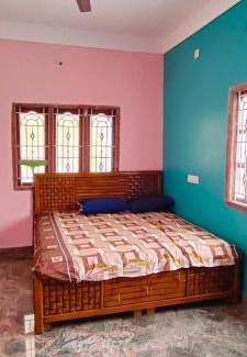 Courtallam House | Scenic Falls View Hotel in Courtallam - Family & Pet Friendly