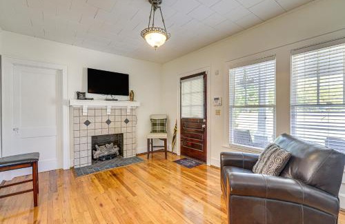 Pine Mountain House | Delightful Main Street Home Near Callaway Gardens