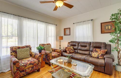 Pine Mountain House | Delightful Main Street Home Near Callaway Gardens