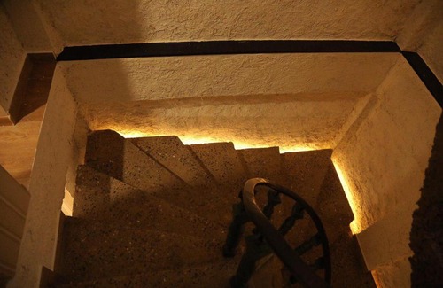 Derbent Apartment | Highly Rated Main Street Hotel for Unforgettable Stays