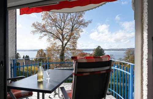 Unteruhldingen Apartment | Guest Rated 9.5: Family-Friendly Mainaublick Awaits