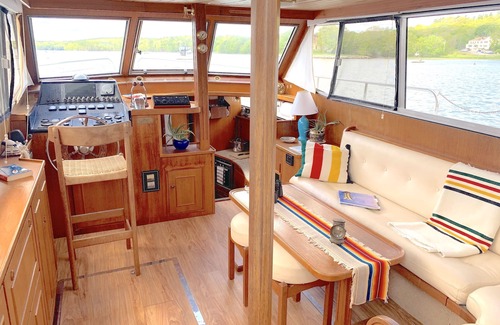 Damariscotta Boat Rental | Scenic Maine Bed & Boat on the Damariscotta River