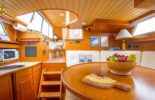 Damariscotta Boat Rental | Scenic Maine Bed & Boat on the Damariscotta River