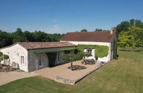 Monestier House | Discover Maine du Bost: Poolside Retreat in Monestier