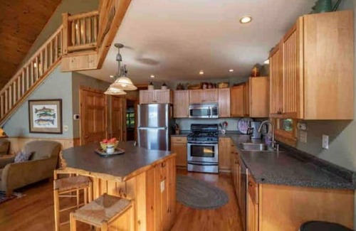 Bryant Pond Ski Chalet | Maine Peaks & Lakeside Properties