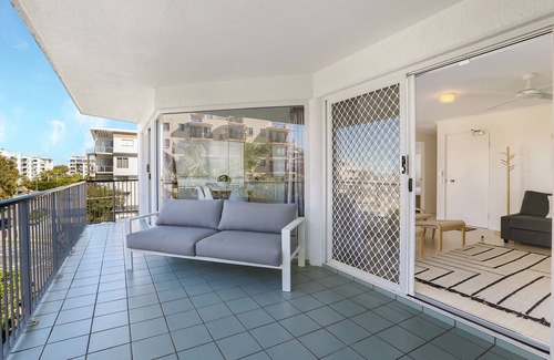 Mooloolaba Apartment | Experience MAINSAIL8 - Oceanfront Bliss at Mooloolaba Beach